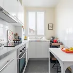 Apartment Jean - *