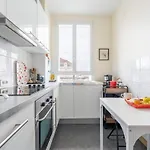Jean - Apartment *